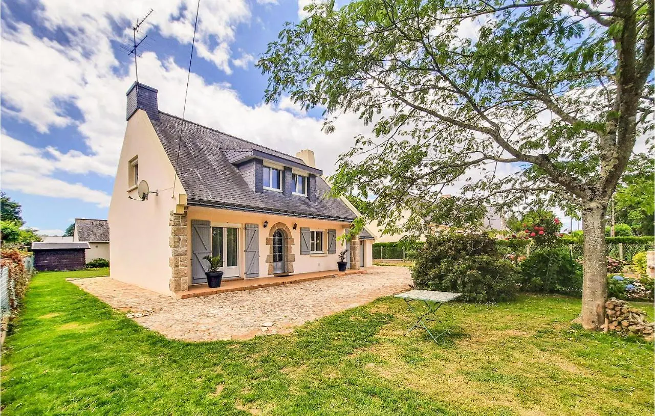 Holiday home Pet Friendly Home In Allaire With Kitchen